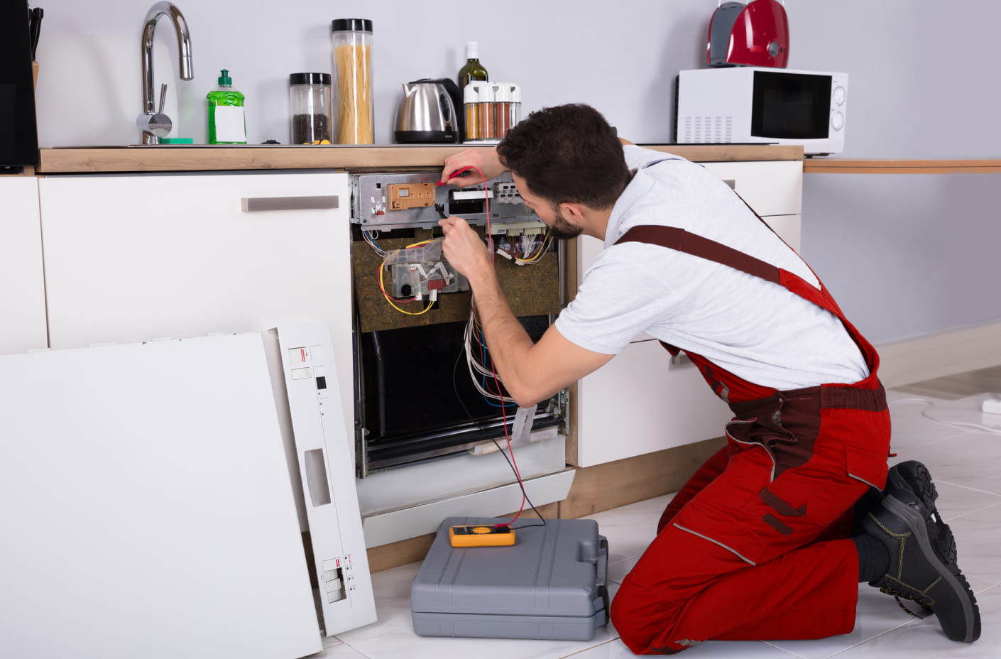 Dishwasher Repair Service Near Me Call A Technician In Your Area   1 Repair Dishwasher Hero Img 2 